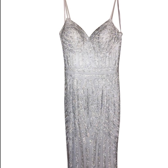 VP Collection Custom White Crystal Dress - Picture 5 of 9